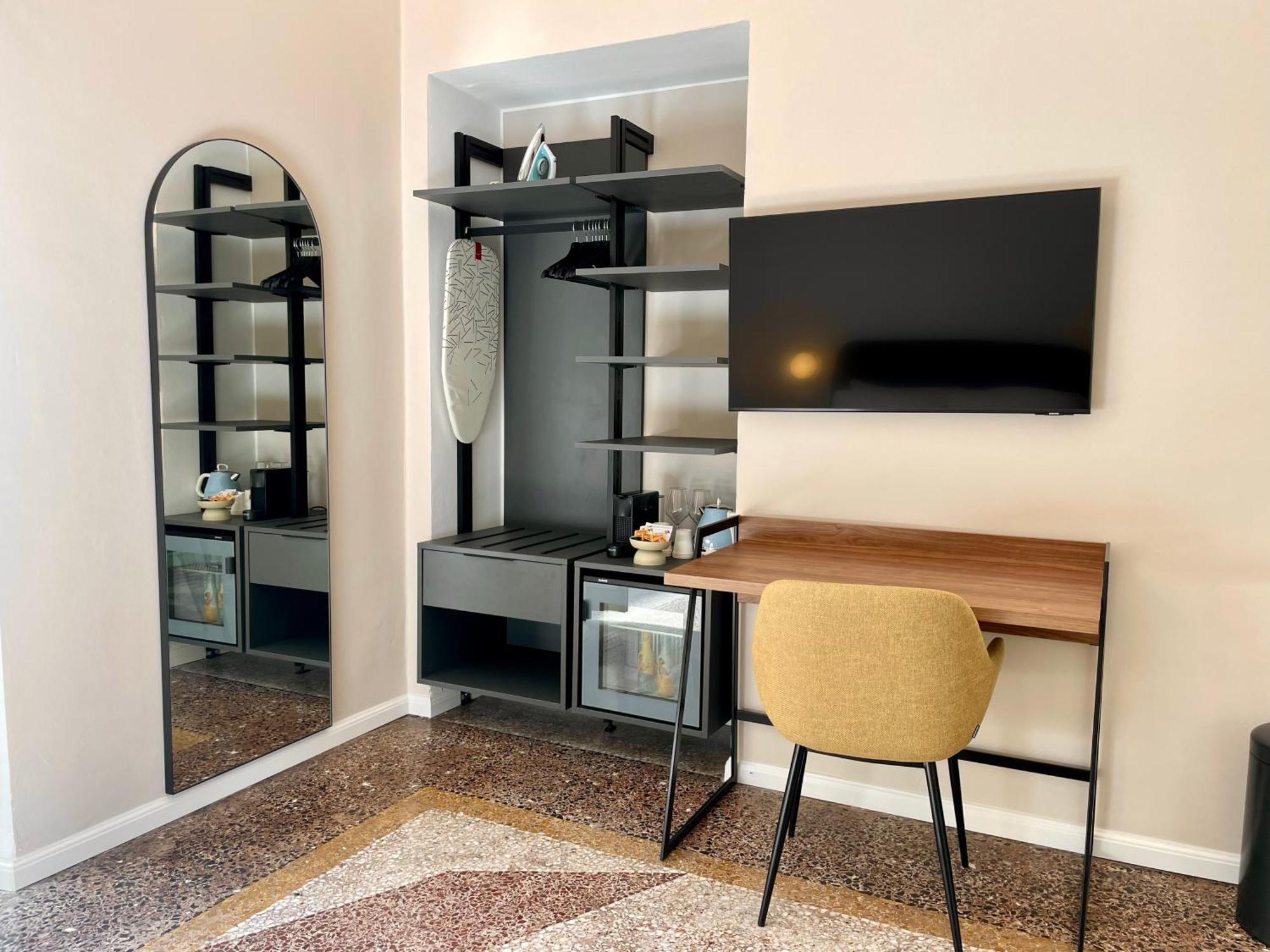 Relstay - Assarotti Suites เจนัว ภายนอก รูปภาพ