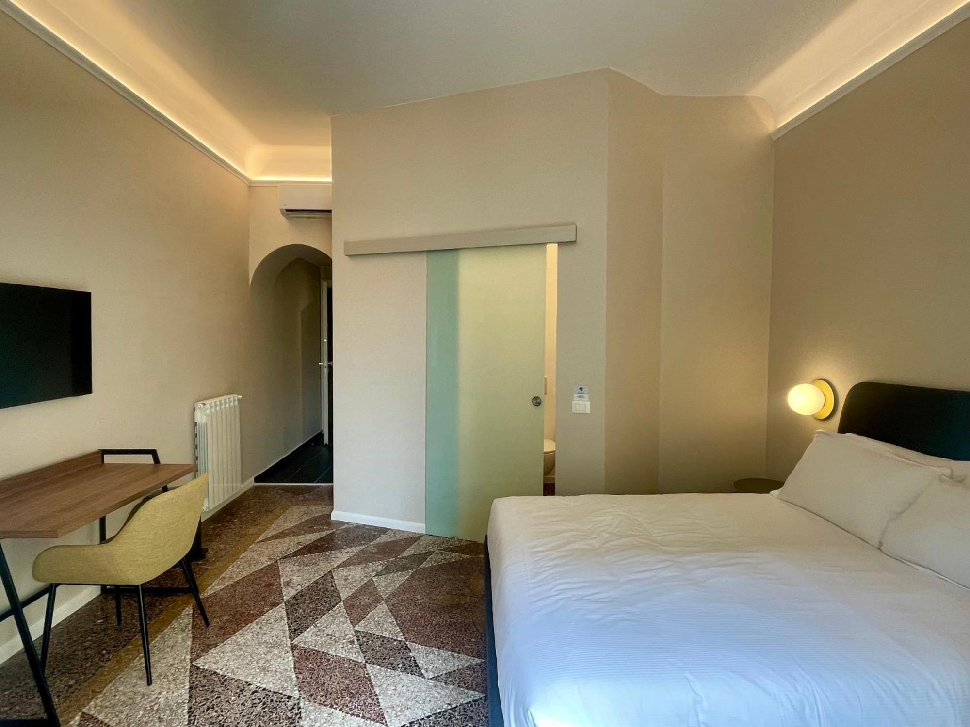 Relstay - Assarotti Suites เจนัว ภายนอก รูปภาพ